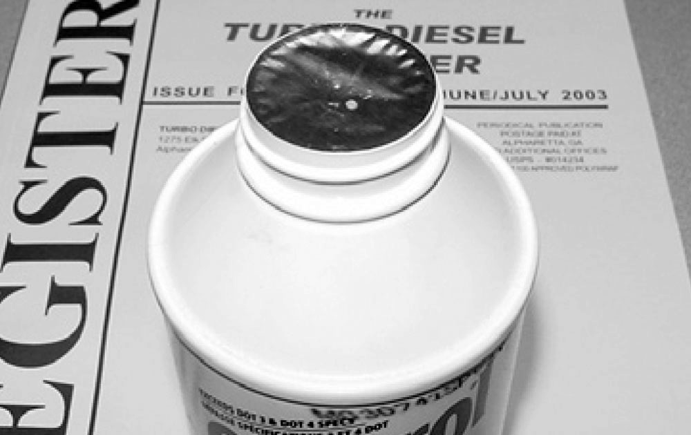 TDR105BrakeFluidContainerSeal SHOP TALK