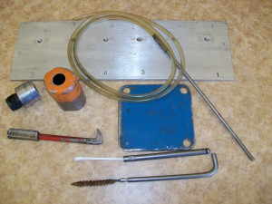 Specialty tools for HPCR injector replacement.